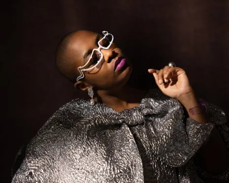The Multifaceted Vocalist: Album Analysis – A Performer of Exceptional Talent and Fearless Variety